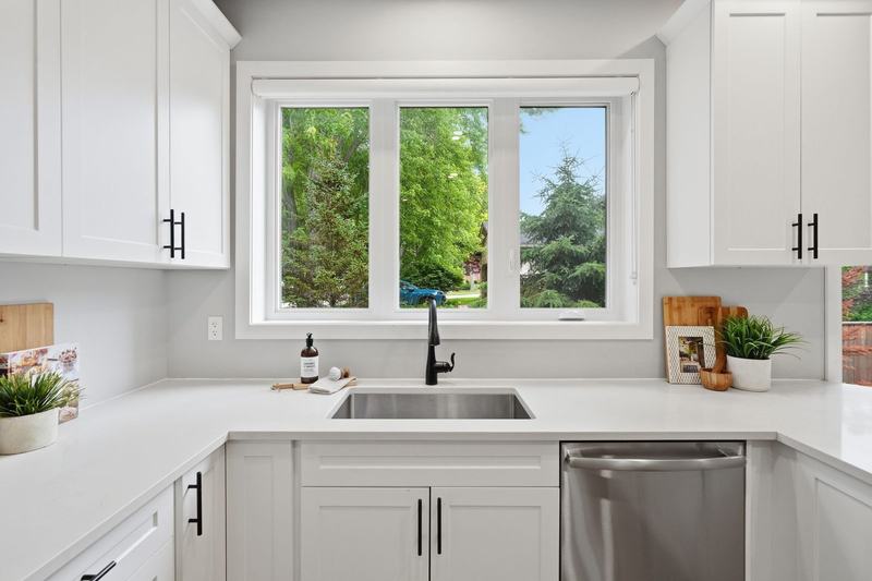 Student townhome kitchen